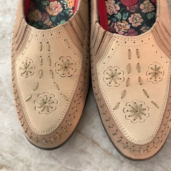 Hush Puppies Leather Flats - Picture 3 of 7